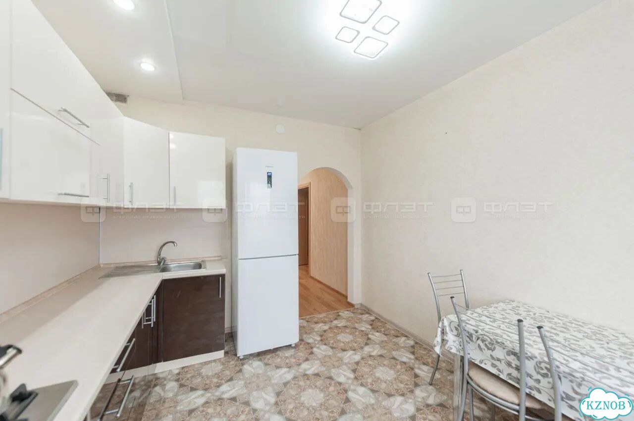 1-к. квартира, 52 м², 8/10 эт. фото 3