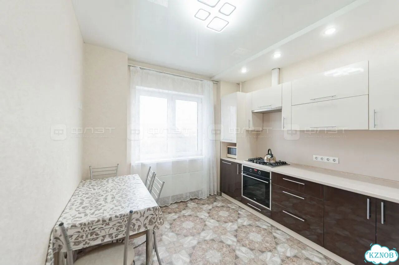 1-к. квартира, 52 м², 8/10 эт. фото 4