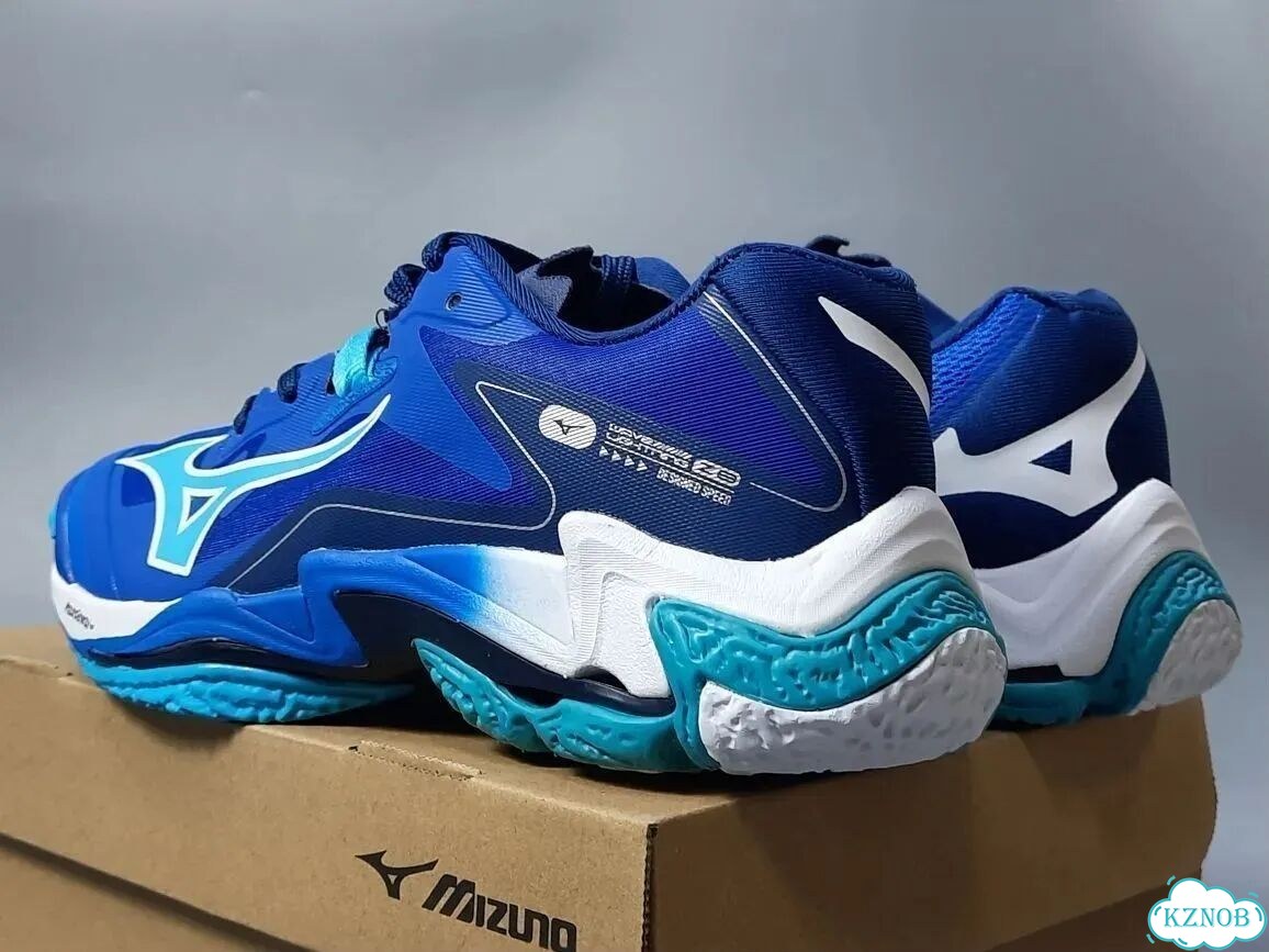 Кроссовки волейбольные mizuno wave lightning z8 фото 3