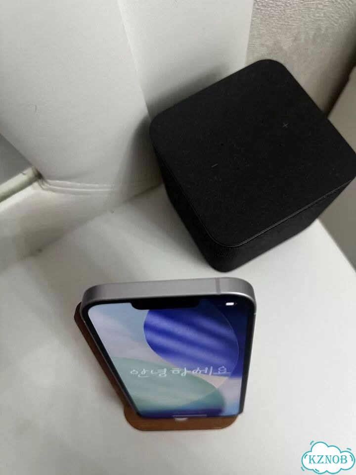 iPhone 14, 128 ГБ, SIM + eSIM фото 5