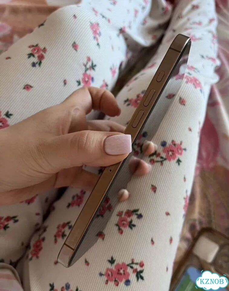 iPhone 16 Pro Max, 256 ГБ, SIM + eSIM фото 2
