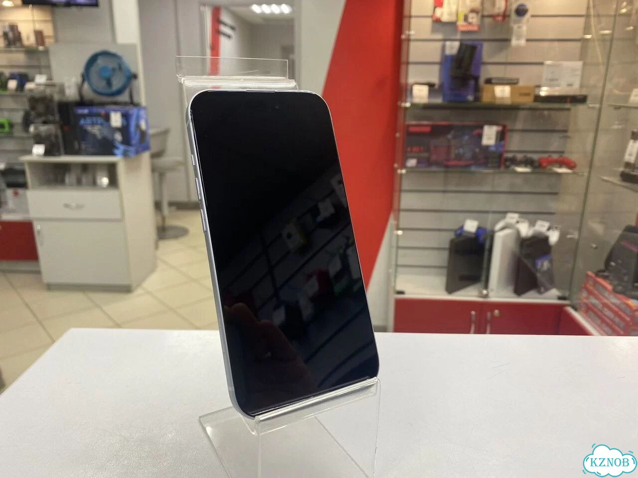 iPhone 15, 256 ГБ, SIM + eSIM фото 3
