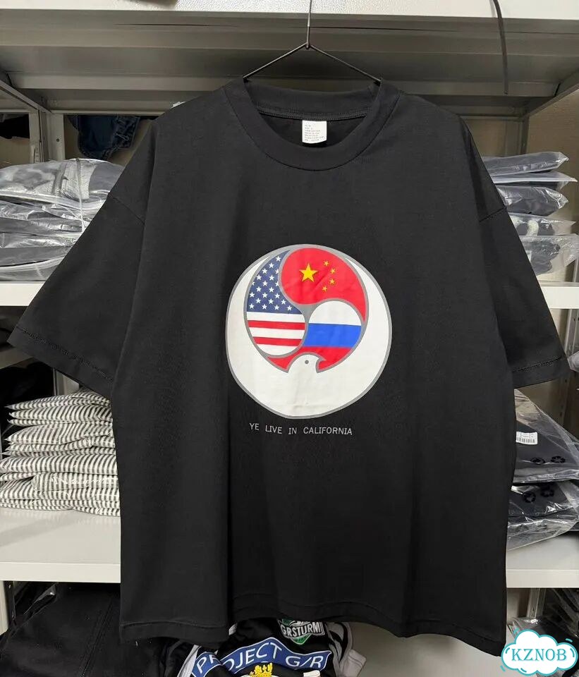 Футболка Yeezy фото 1