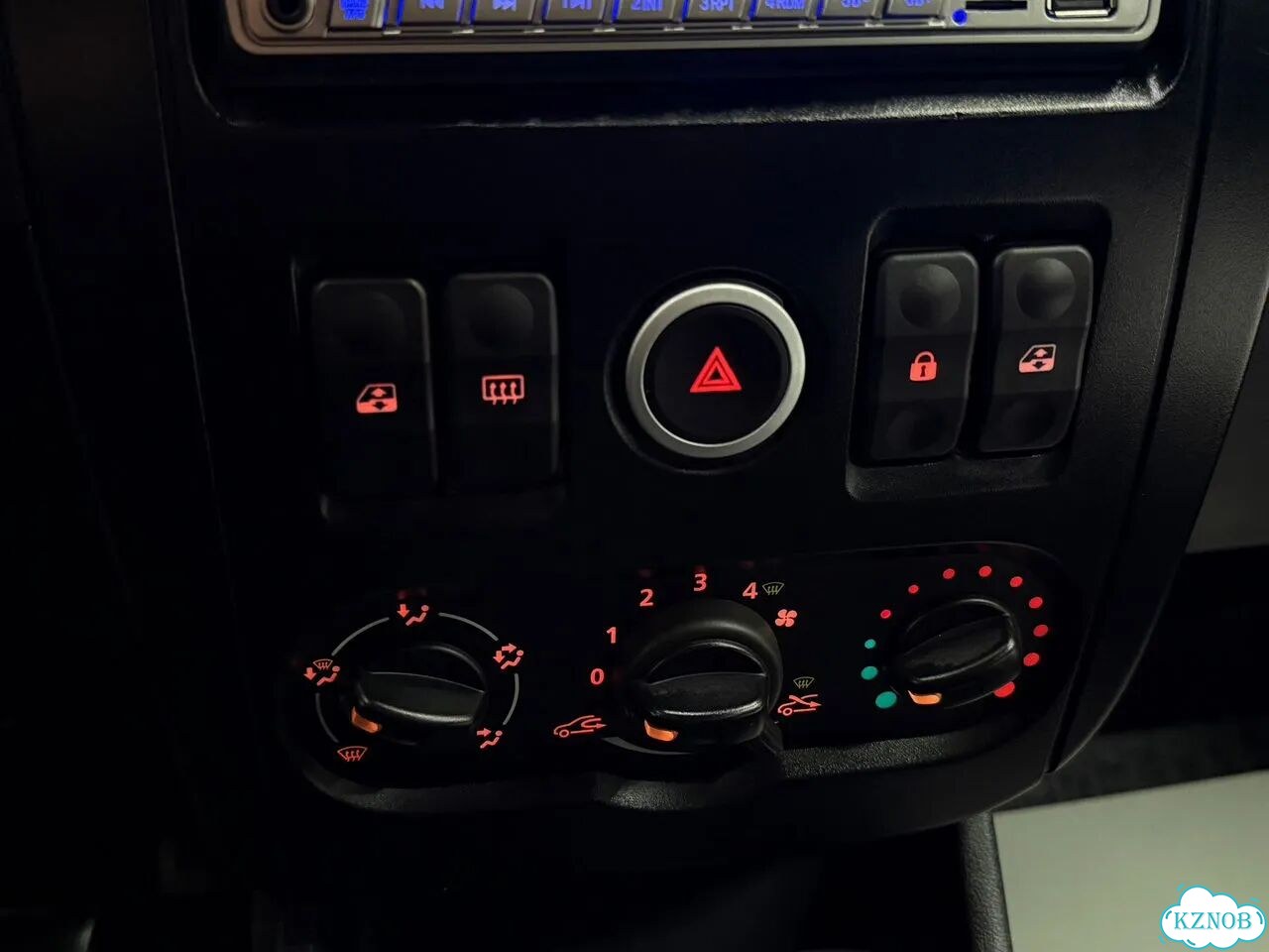 ВАЗ (LADA) Largus 1.6 MT, 2019, 73 728 км фото 15