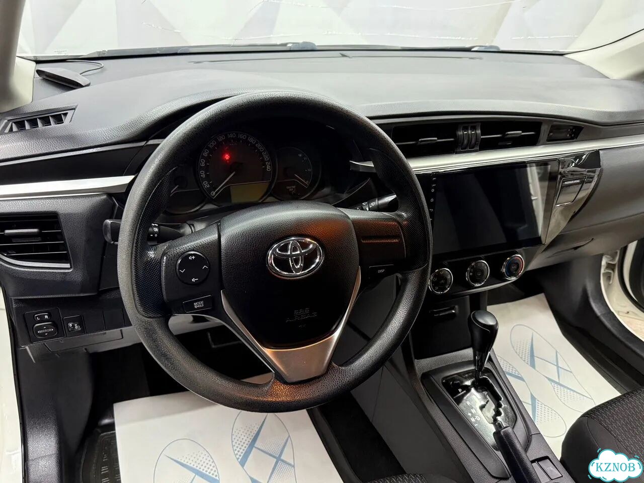 Toyota Corolla 1.6 CVT, 2014, 142 611 км фото 10
