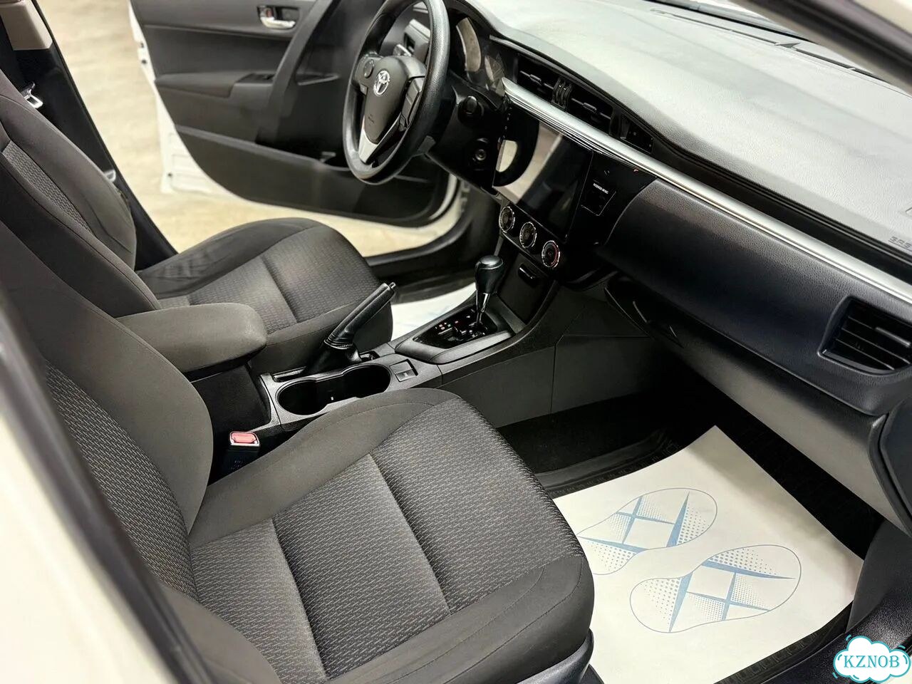 Toyota Corolla 1.6 CVT, 2014, 142 611 км фото 13