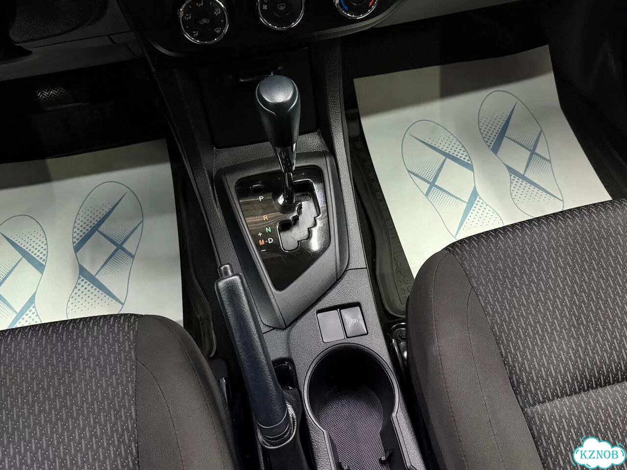 Toyota Corolla 1.6 CVT, 2014, 142 611 км фото 15