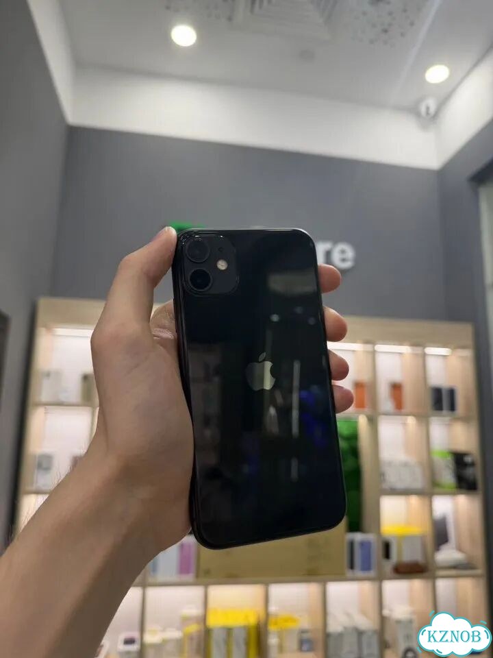iPhone 11, 128 ГБ, SIM + eSIM фото 1