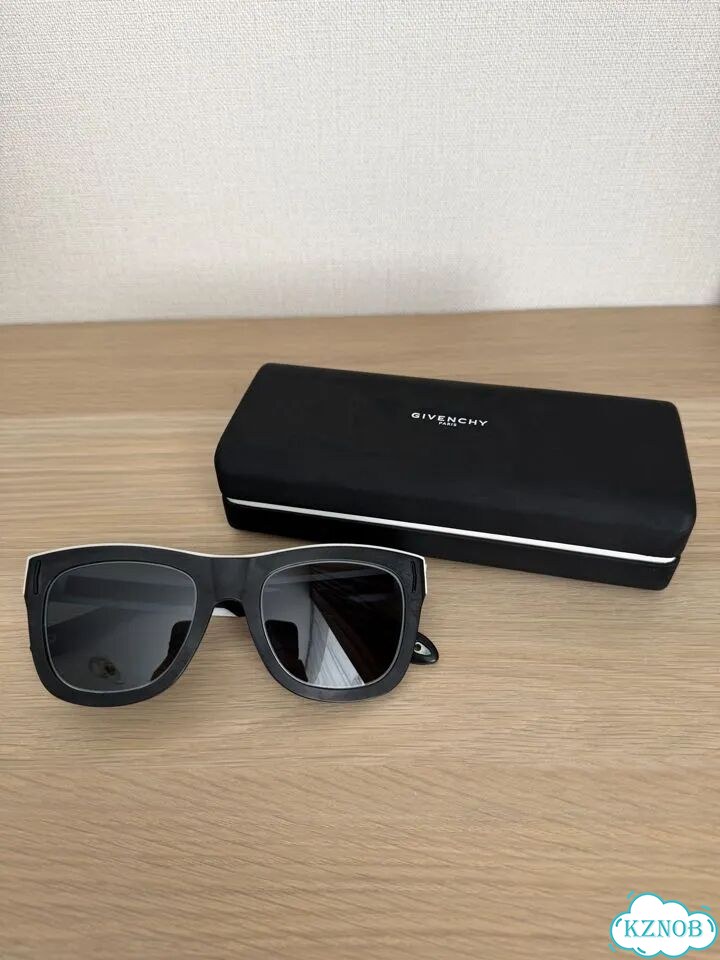 Солнцезащитные очки Givenchy GV 7016/N/S фото 6