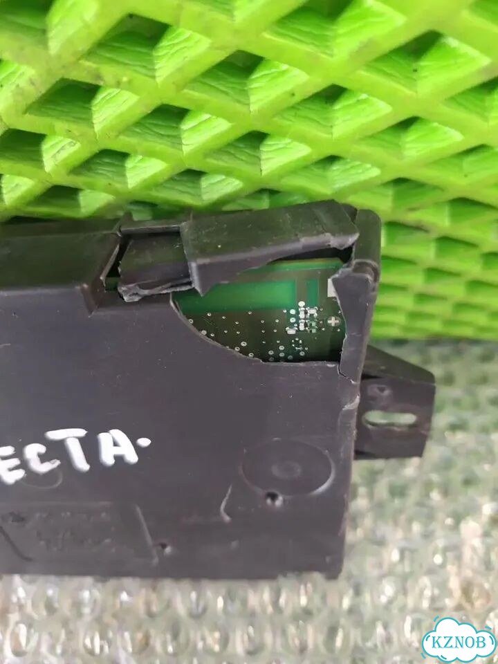 Блок BCM Лада Vesta фото 2