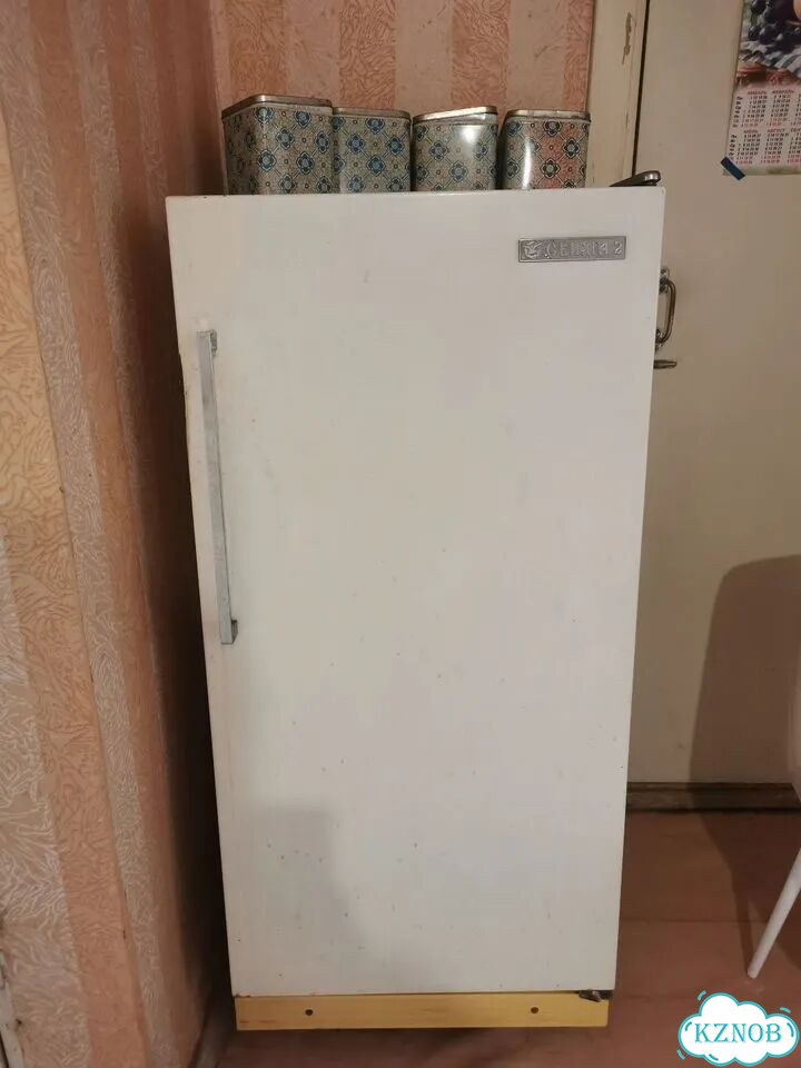 Холодильник бу фото 1