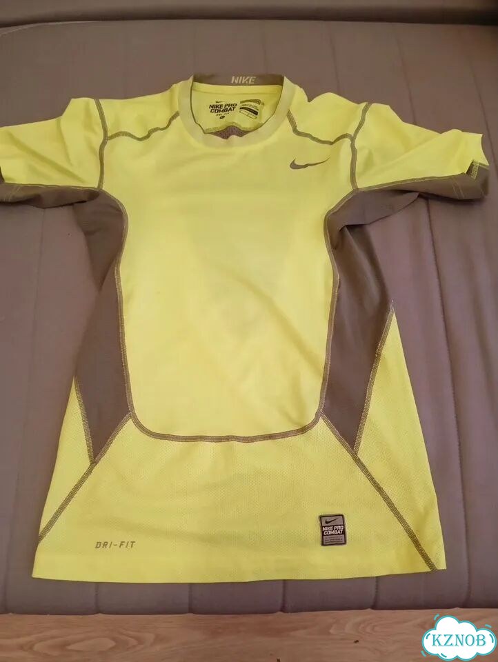 Мужская спортивная футболка Nike фото 2