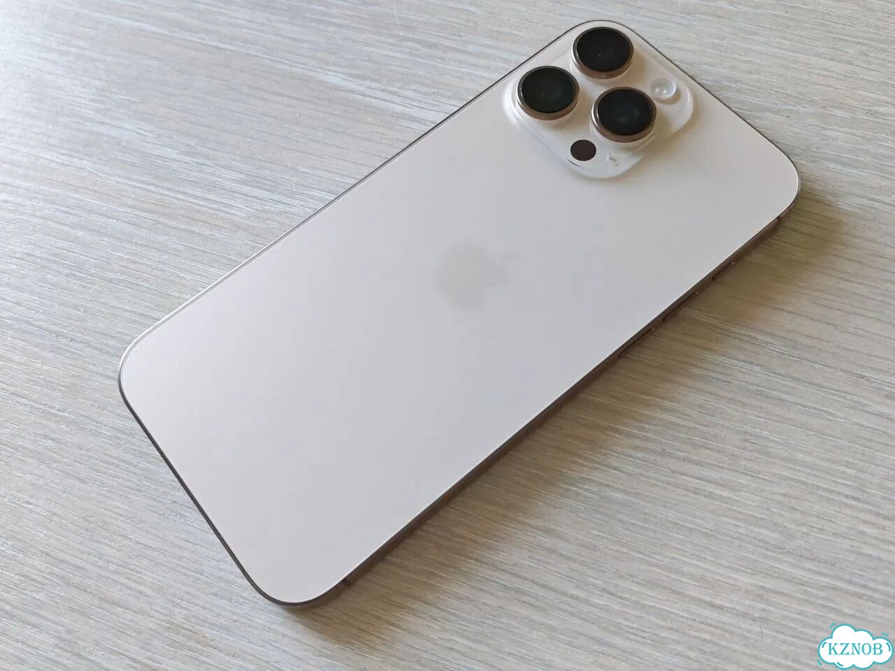 iPhone 16 Pro Max, 256 ГБ, SIM + eSIM фото 1