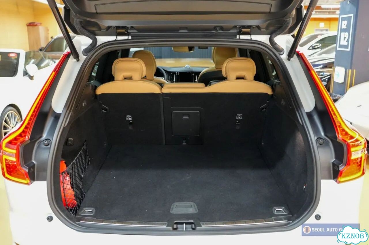 Volvo XC60 2.0 AT, 2023, 29 898 км фото 12