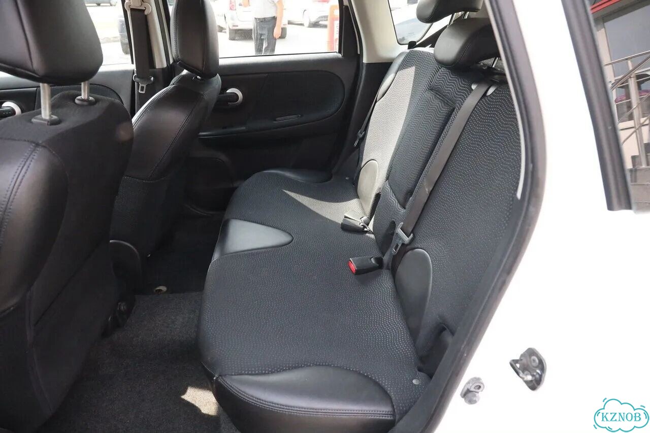 Nissan Note 1.4 MT, 2012, 250 217 км фото 18