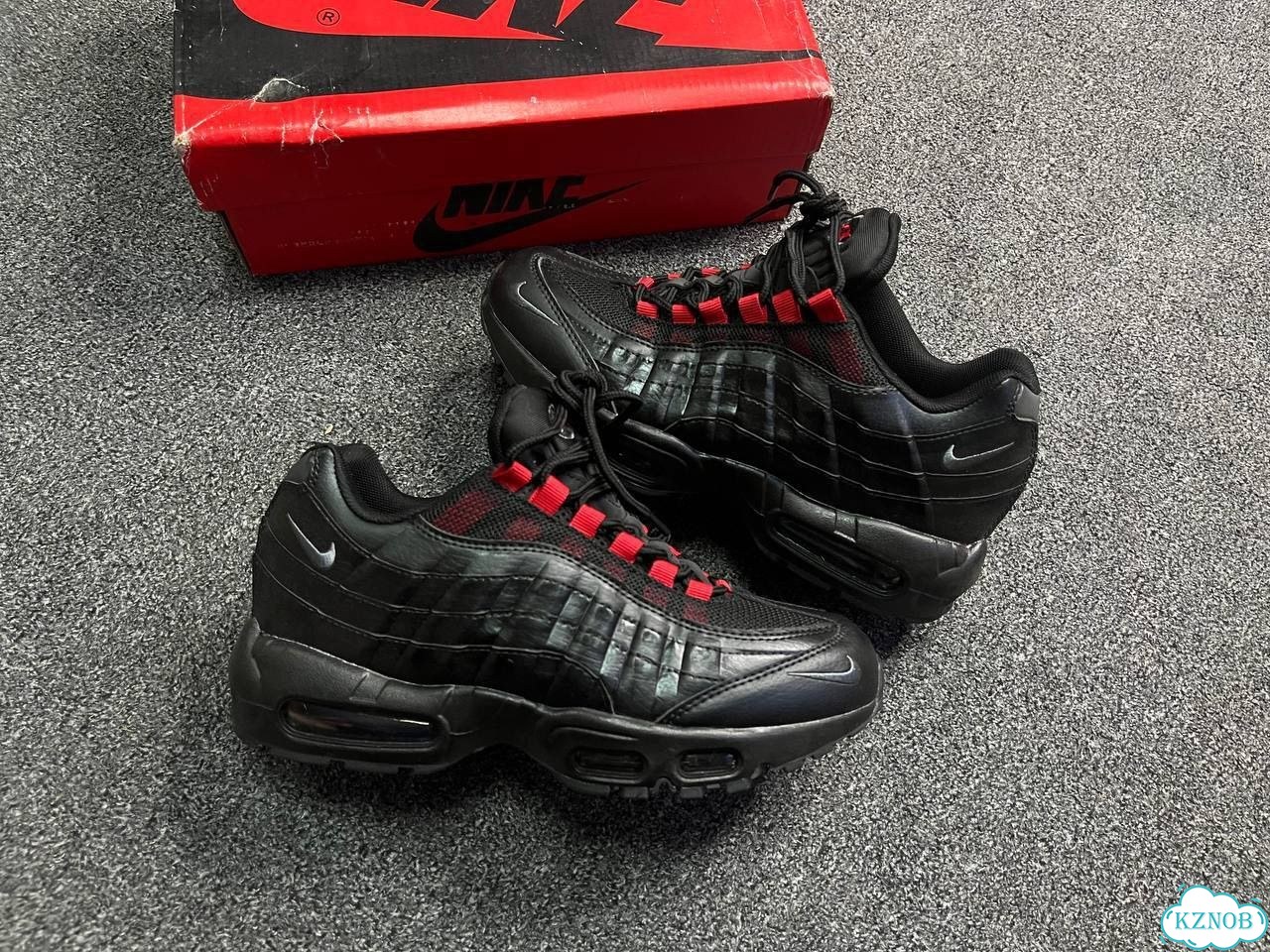 Кроссовки Nike air max 95 черные фото 3