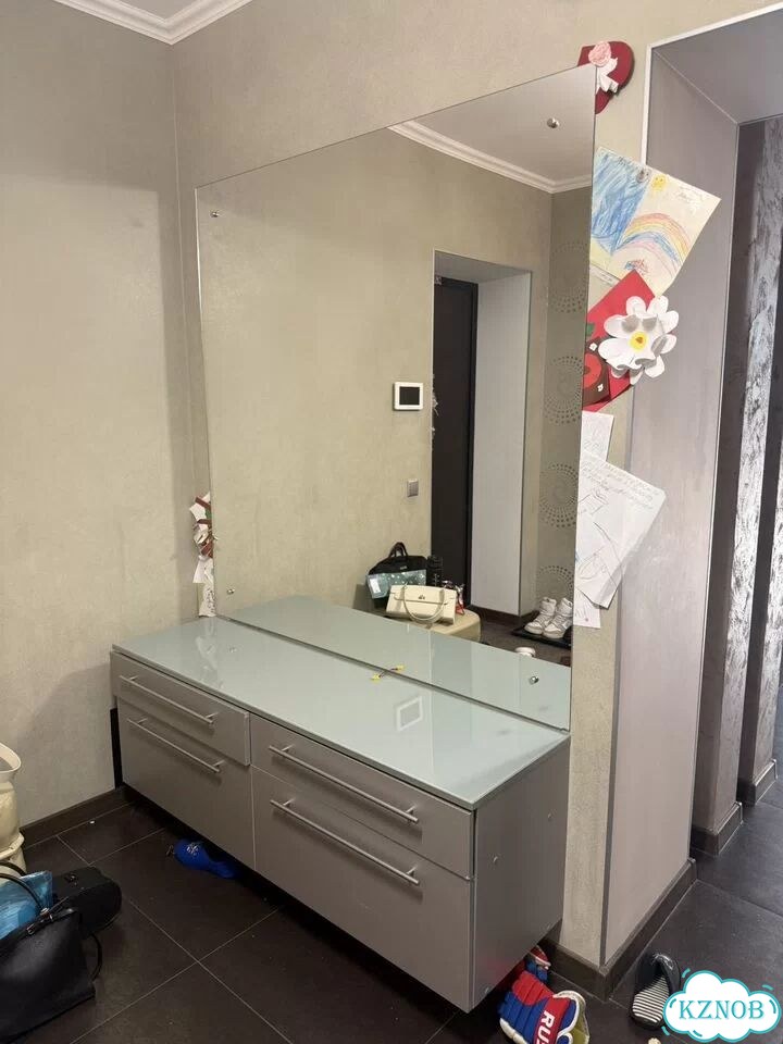 Тумба с зеркалом в прихожую фото 1
