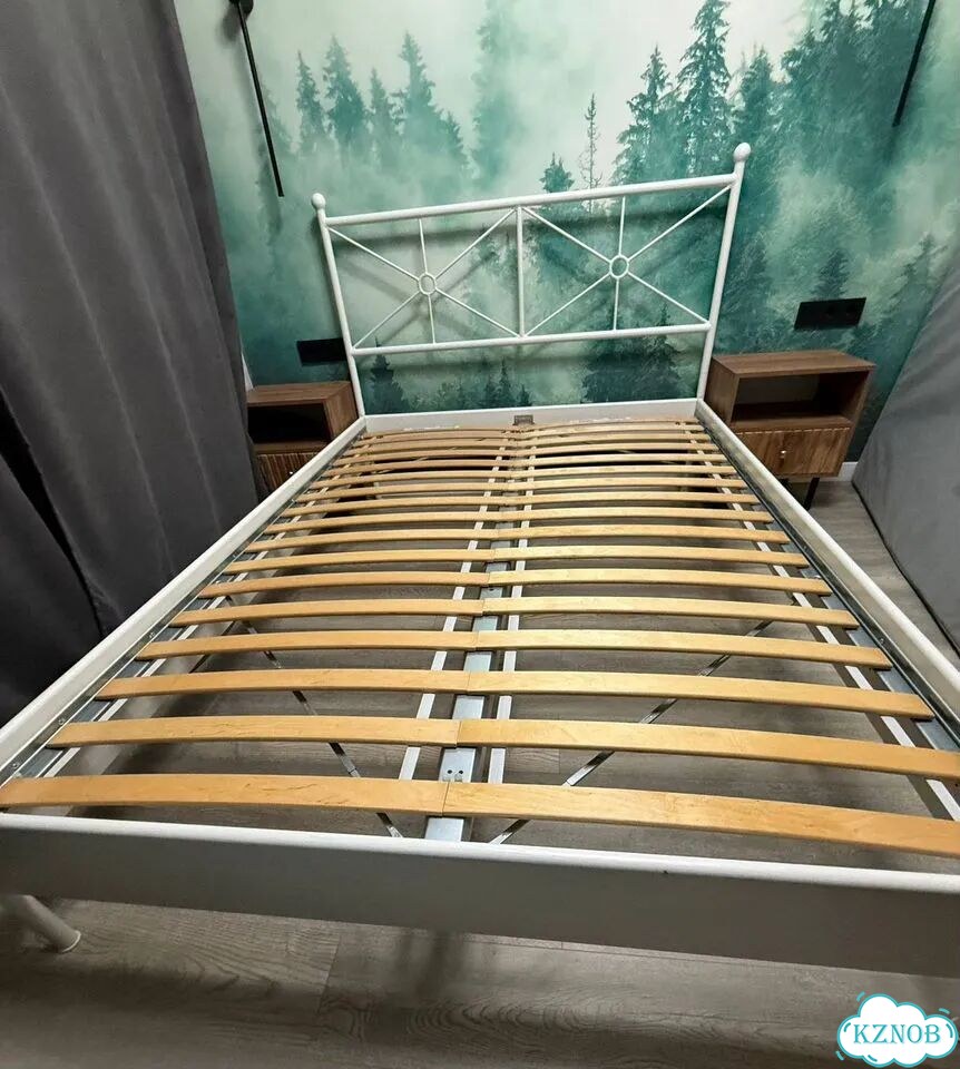 Кровать двуспальная 140×200 IKEA фото 3