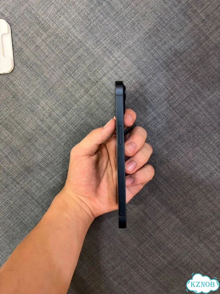 iPhone 13, 128 ГБ, SIM + eSIM фото 3