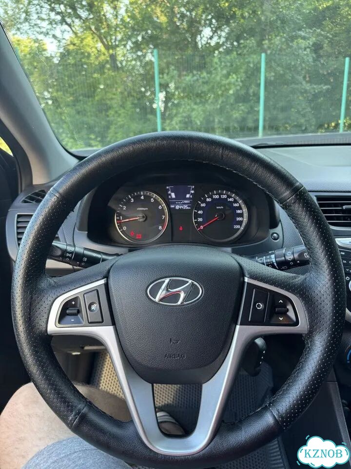 Hyundai Solaris 1.4 MT, 2011, 184 000 км фото 6