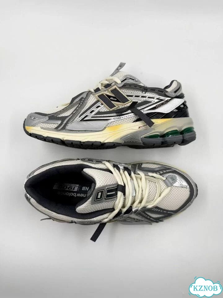 Кроссовки New Balance 1906A фото 2