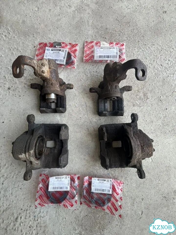 Тормозной суппорта Honda Jazz 2 фото 1