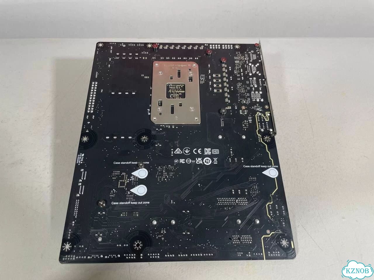 Материнская плата MSI MAG B650 Tomahawk WiFi фото 4