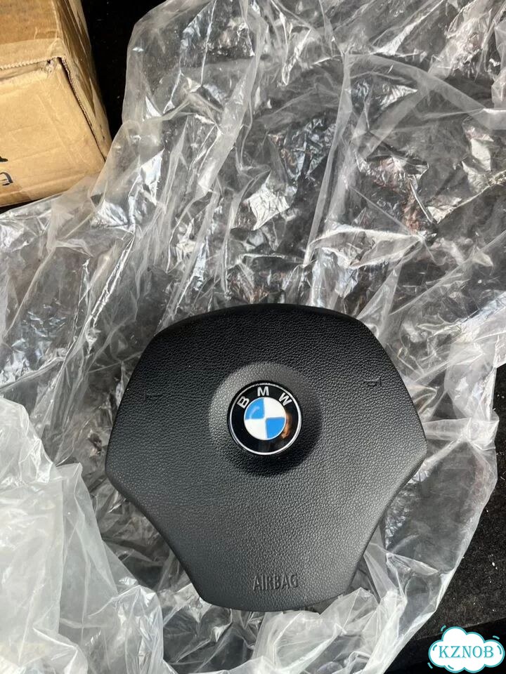 Подушка безопасности BMW X1 E84 с подогревом руля фото 1
