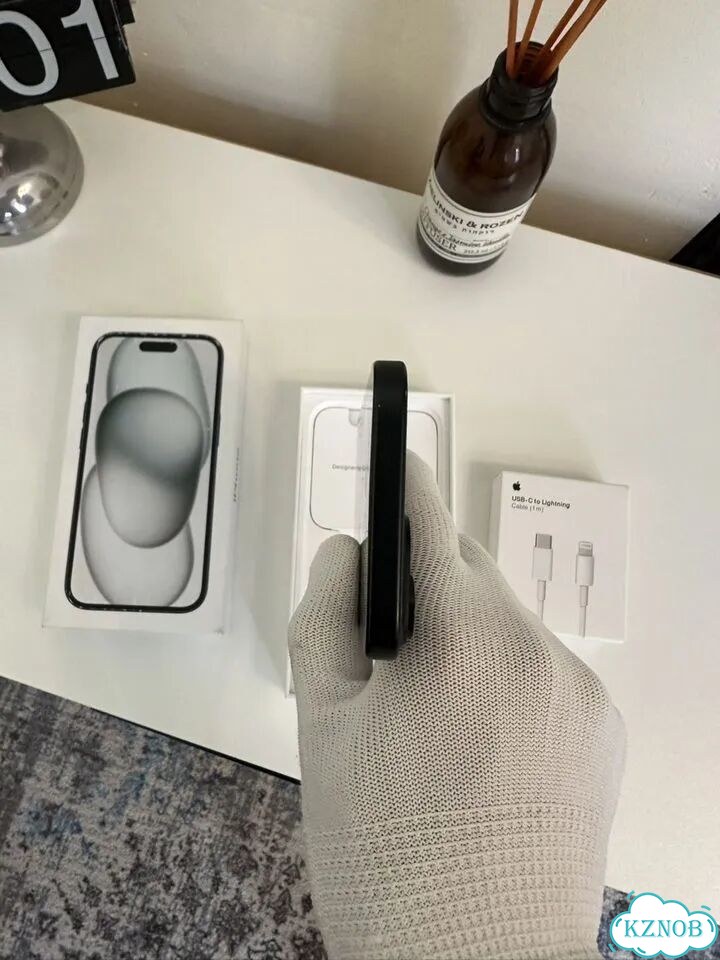 iPhone 15, 128 ГБ, 1 SIM фото 3