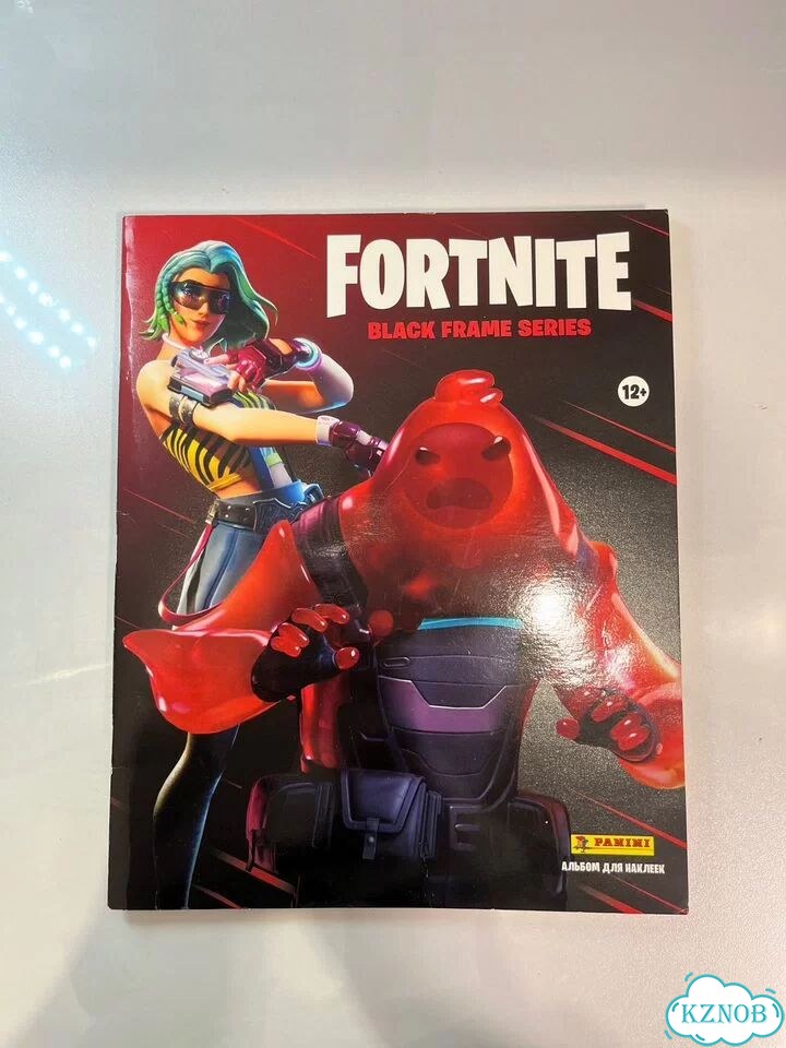 Журнал Panini Fortnite black frame series фото 1