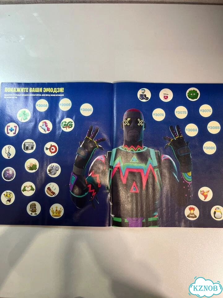 Журнал Panini Fortnite black frame series фото 3