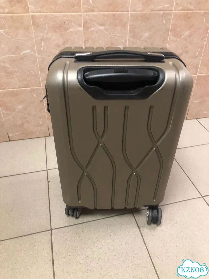 Чемодан на колесах фото 2
