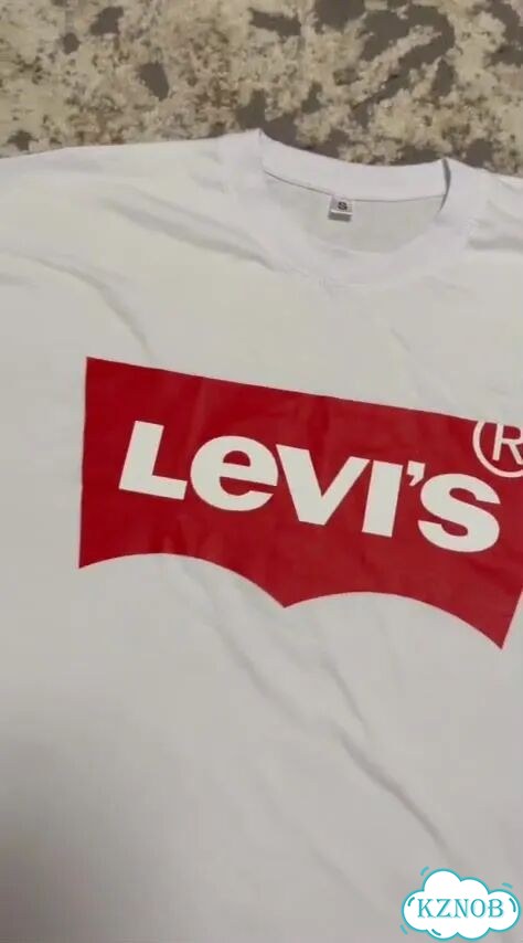 Футболка Levi's белая фото 1
