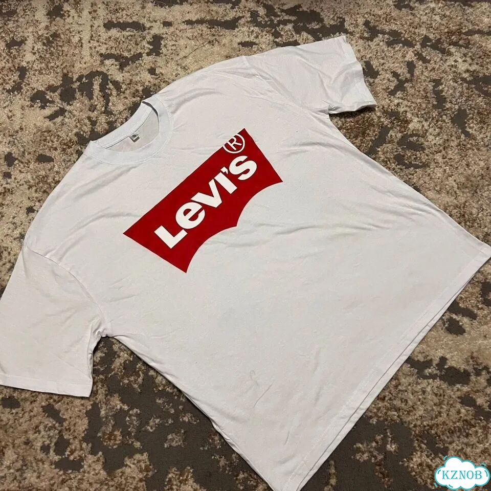 Футболка Levi's белая фото 2