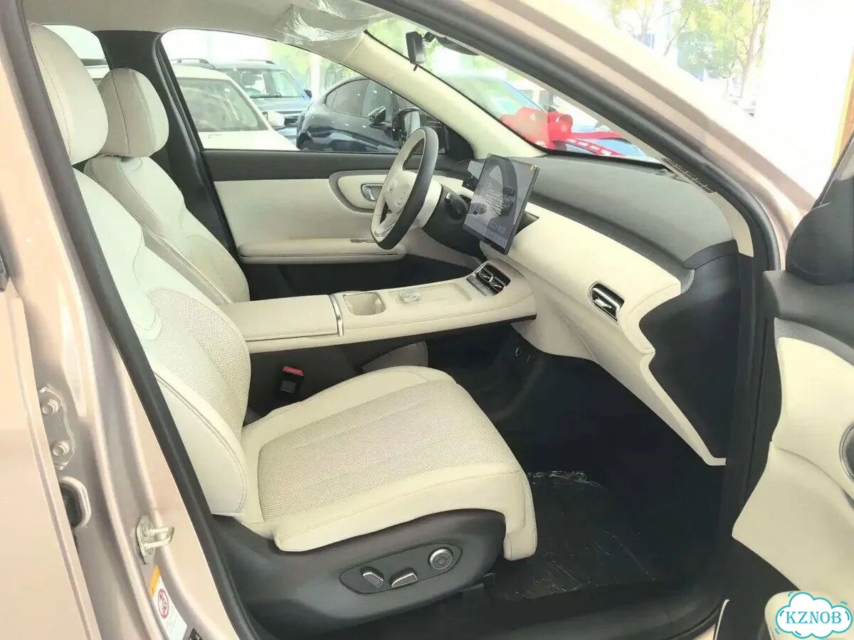 Авто из Китая. Changan Qiyuan Nevo Q05, Электро двигатель фото 7