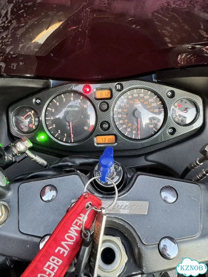 Suzuki GSX 1300 R Hayabusa, 2006, 73 000 км фото 1