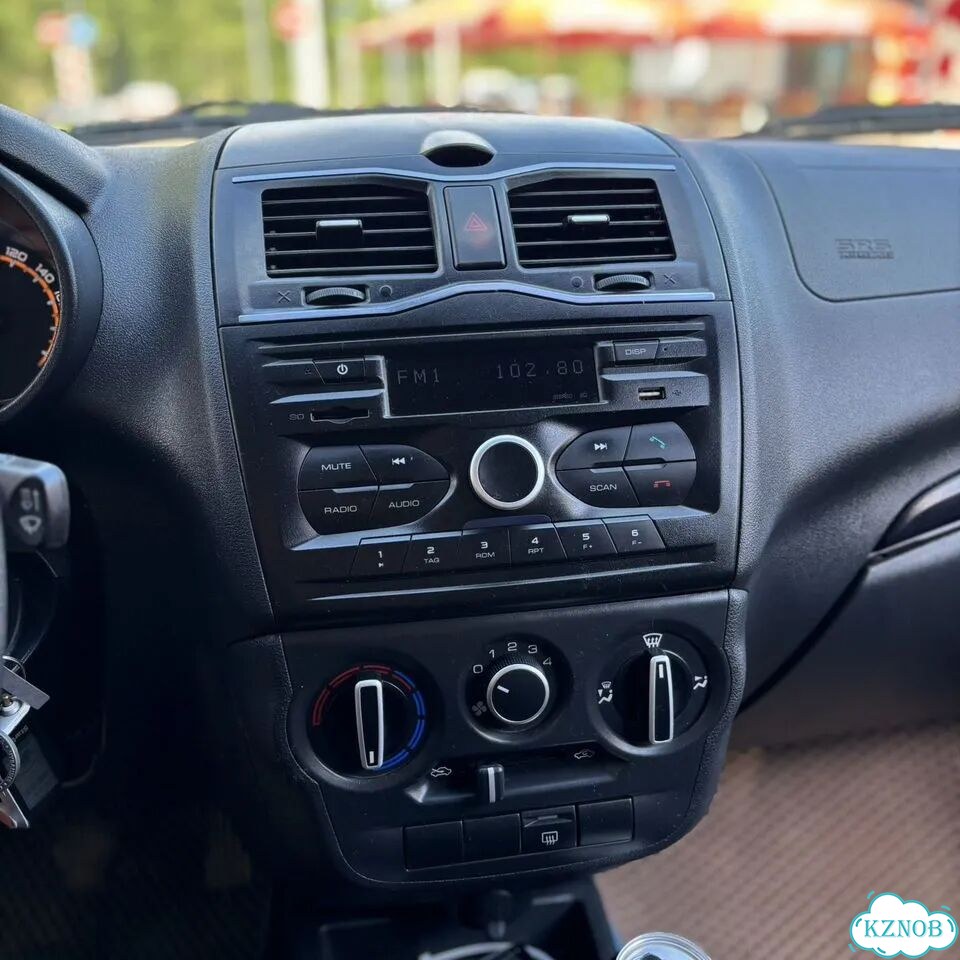 ВАЗ (LADA) Granta 1.6 MT, 2022, 118 800 км фото 9