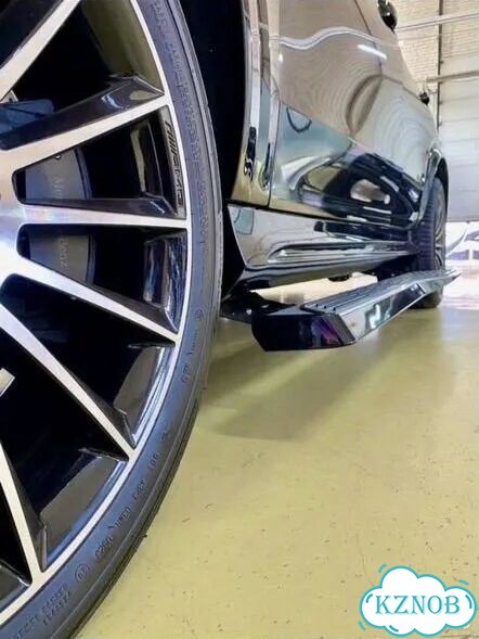 Установка электро порогов на Mercedes GLE Maybach фото 3