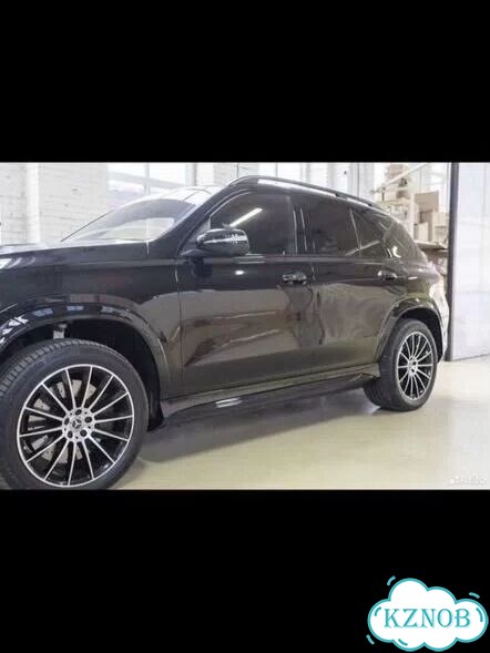 Установка электро порогов на Mercedes GLE Maybach фото 8