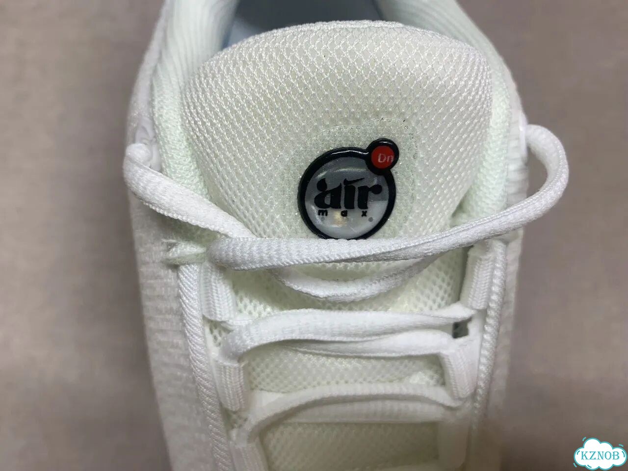 Кроссовки Nike air max dn белые 38 размер женские фото 7