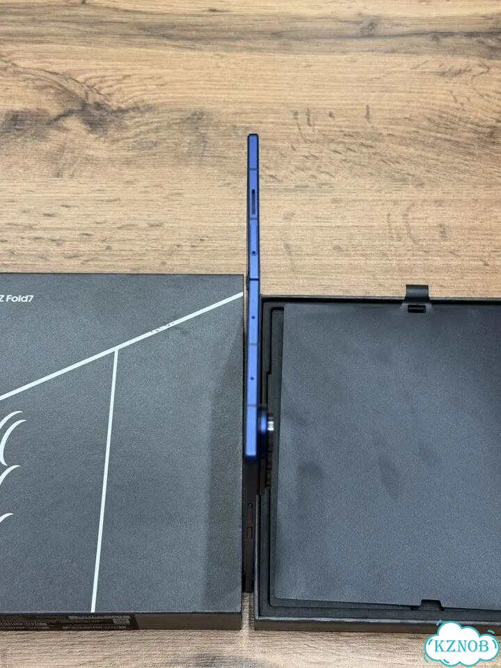 Samsung Galaxy Z Fold7, 12/512 ГБ, SIM + eSIM фото 5