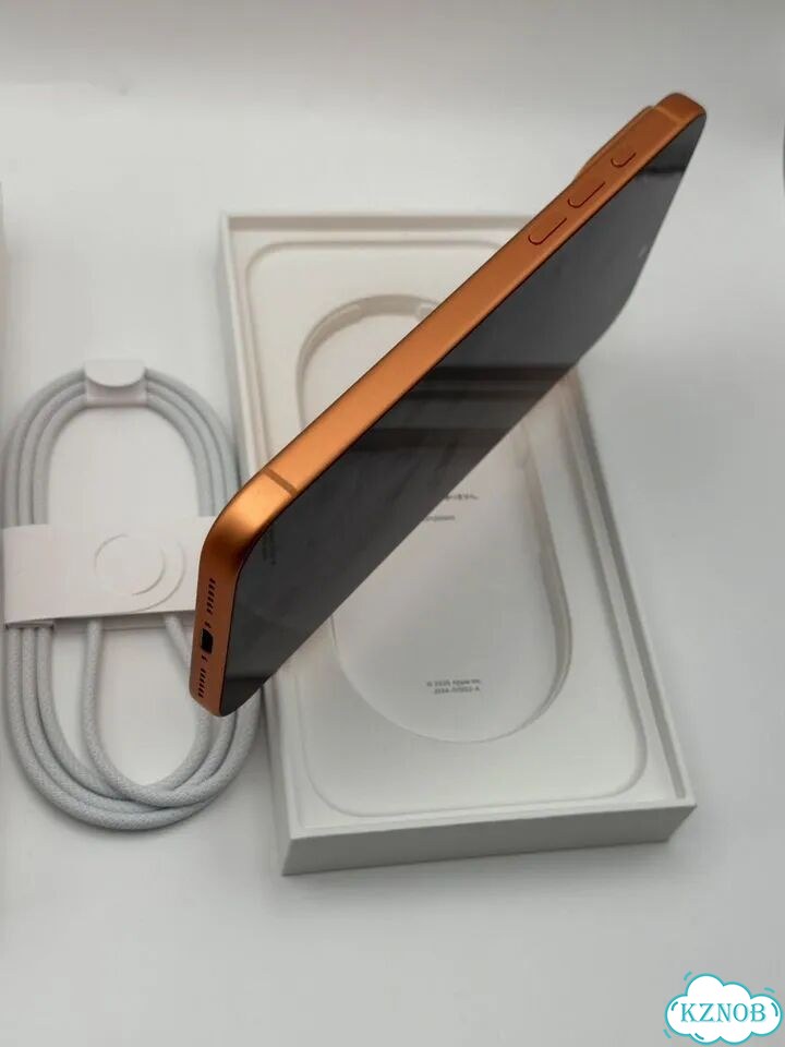 iPhone 17 Pro Max, 256 ГБ, eSIM фото 2