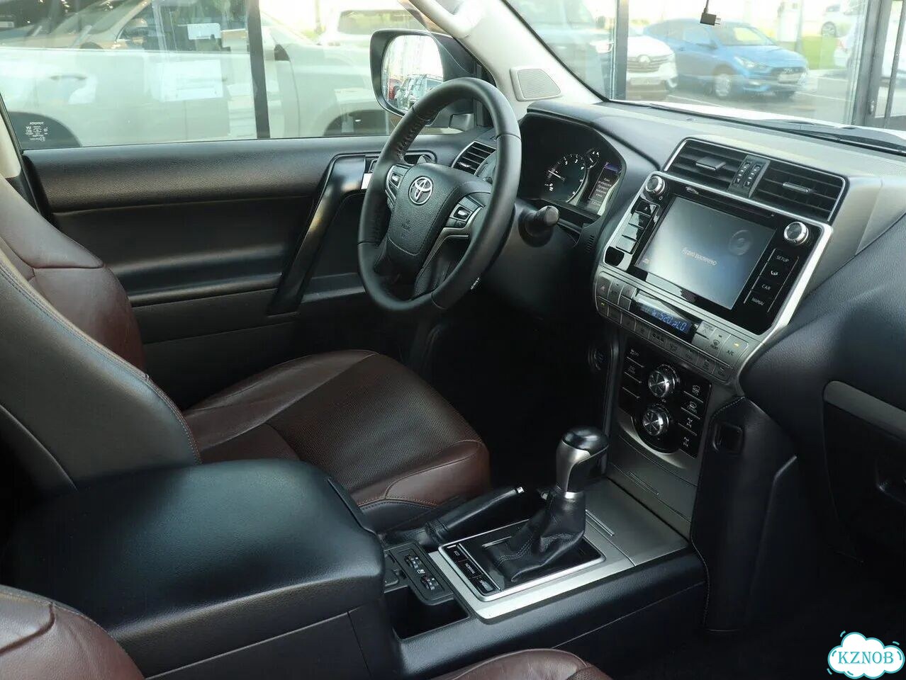 Toyota Land Cruiser Prado 2.8 AT, 2018, 118 132 км фото 6