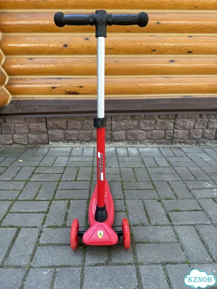Самокат трехколесный ferrari фото 2