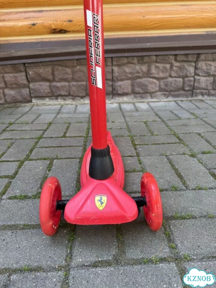 Самокат трехколесный ferrari фото 5