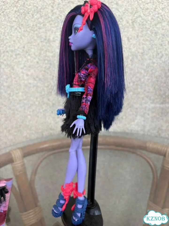 Monster high кукла. Джейн Булитл фото 3