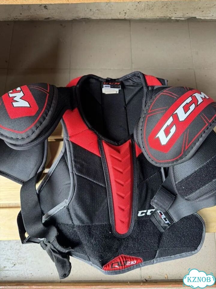 Нагрудник хоккейный CCM QuickLite 230 SR M фото 1