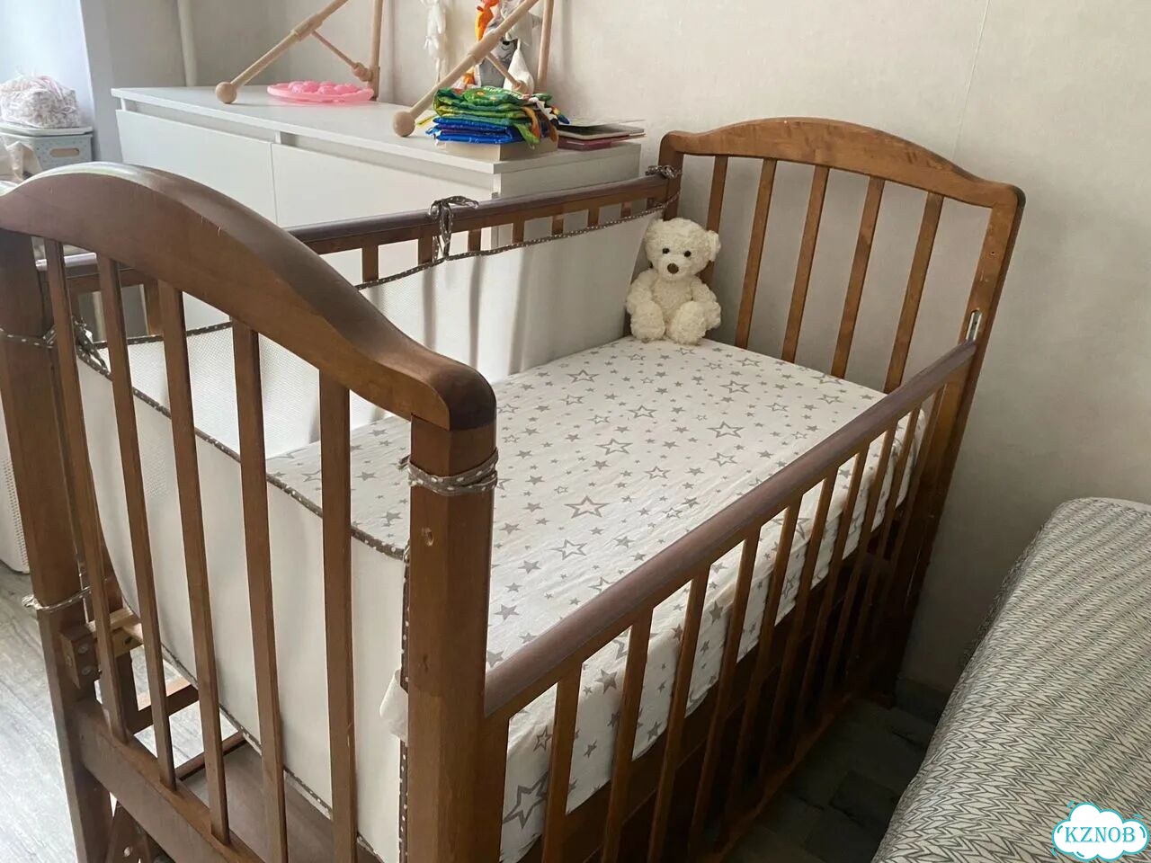 Кровать для новорожденных с маятником фото 1