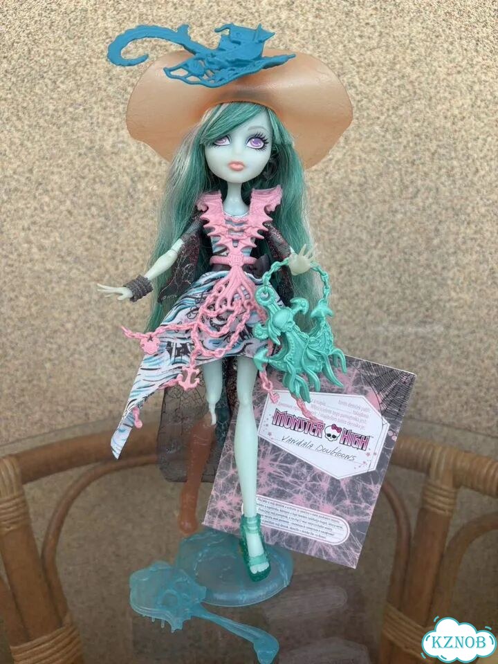Monster high кукла. Вандала Даблунс фото 1