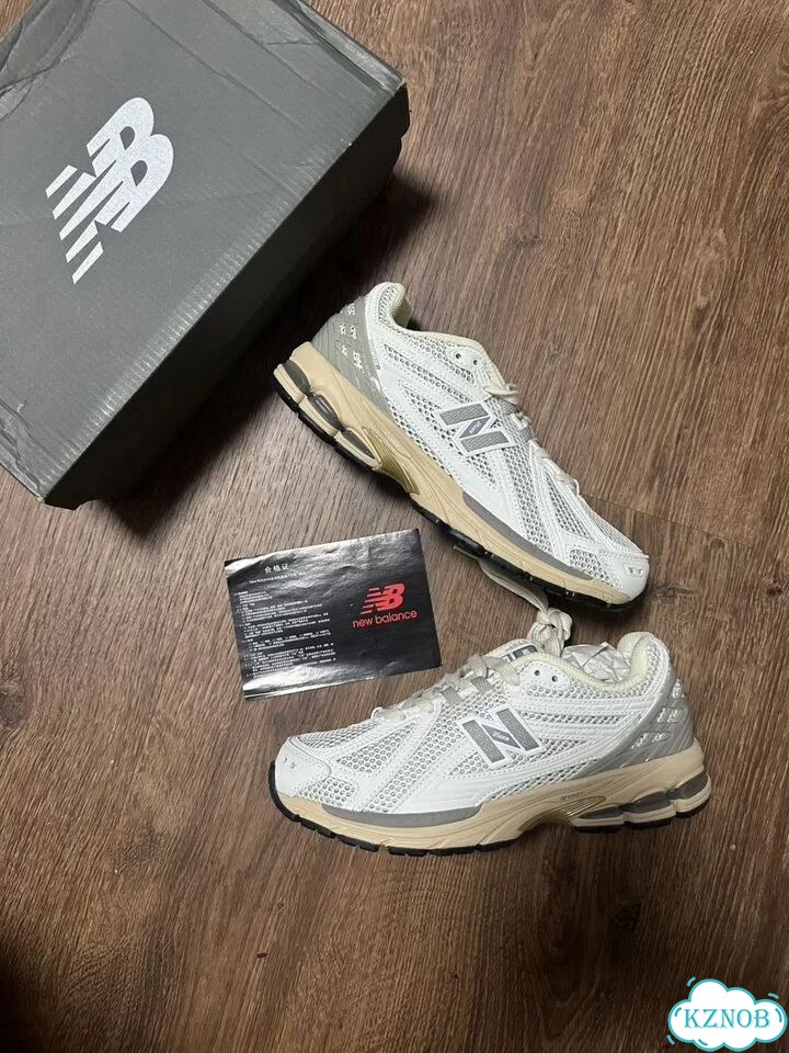 Кроссовки New Balance фото 1